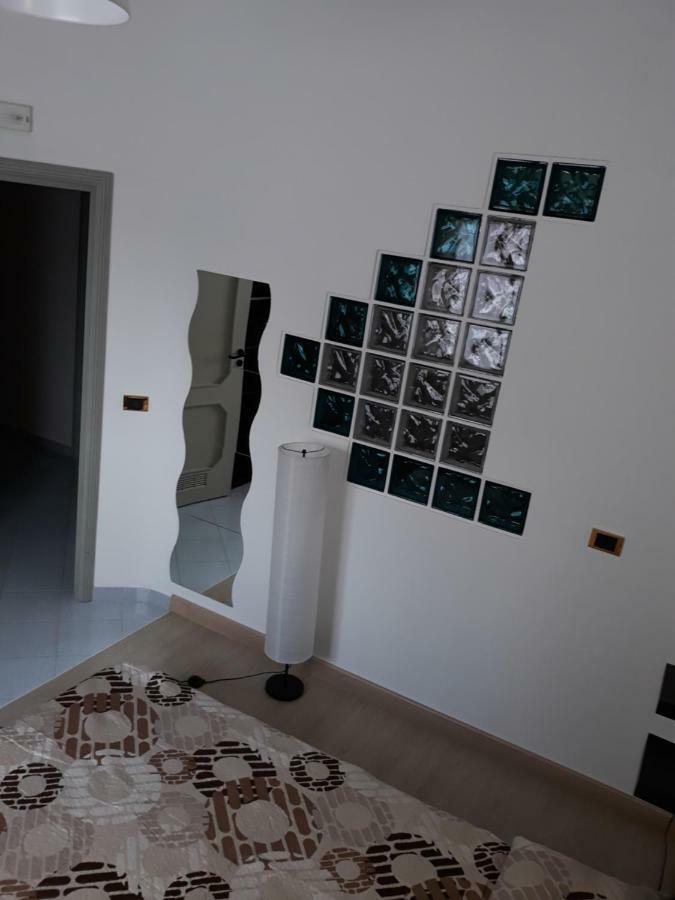 Rooms Center Wolf - Matrimoniale E Comunicanti Matera Eksteriør billede